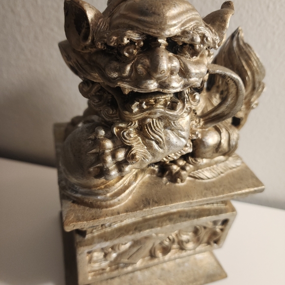 Set of 2 Vintage The Bombay Company detailed Chinese Temple Lion Foo Dog Resin - Picture 5 of 16